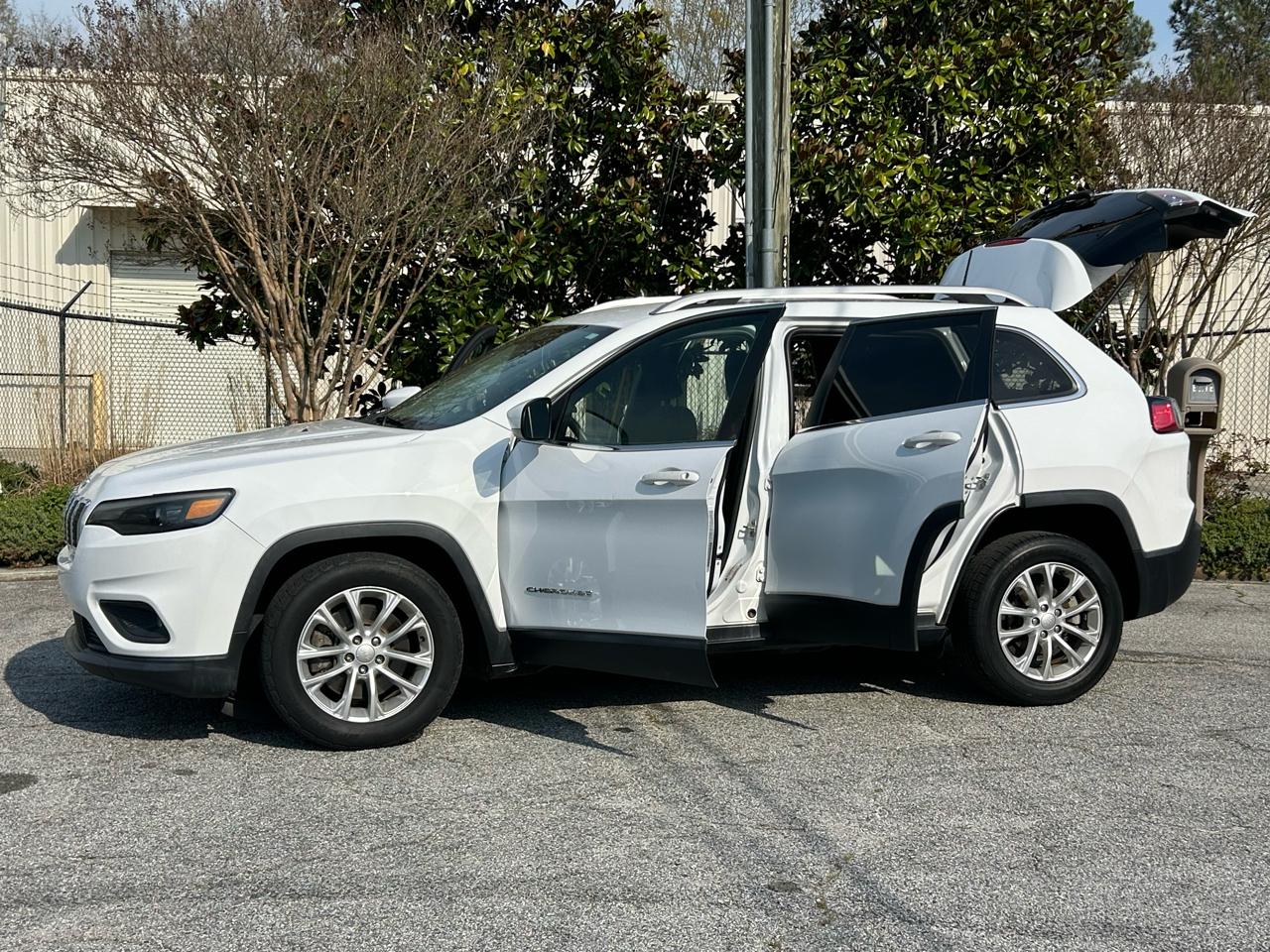 Jeep Cherokee Latitude FWD 2019