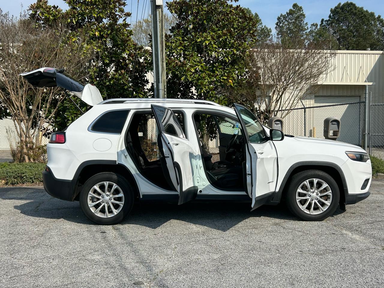 Jeep Cherokee Latitude FWD 2019
