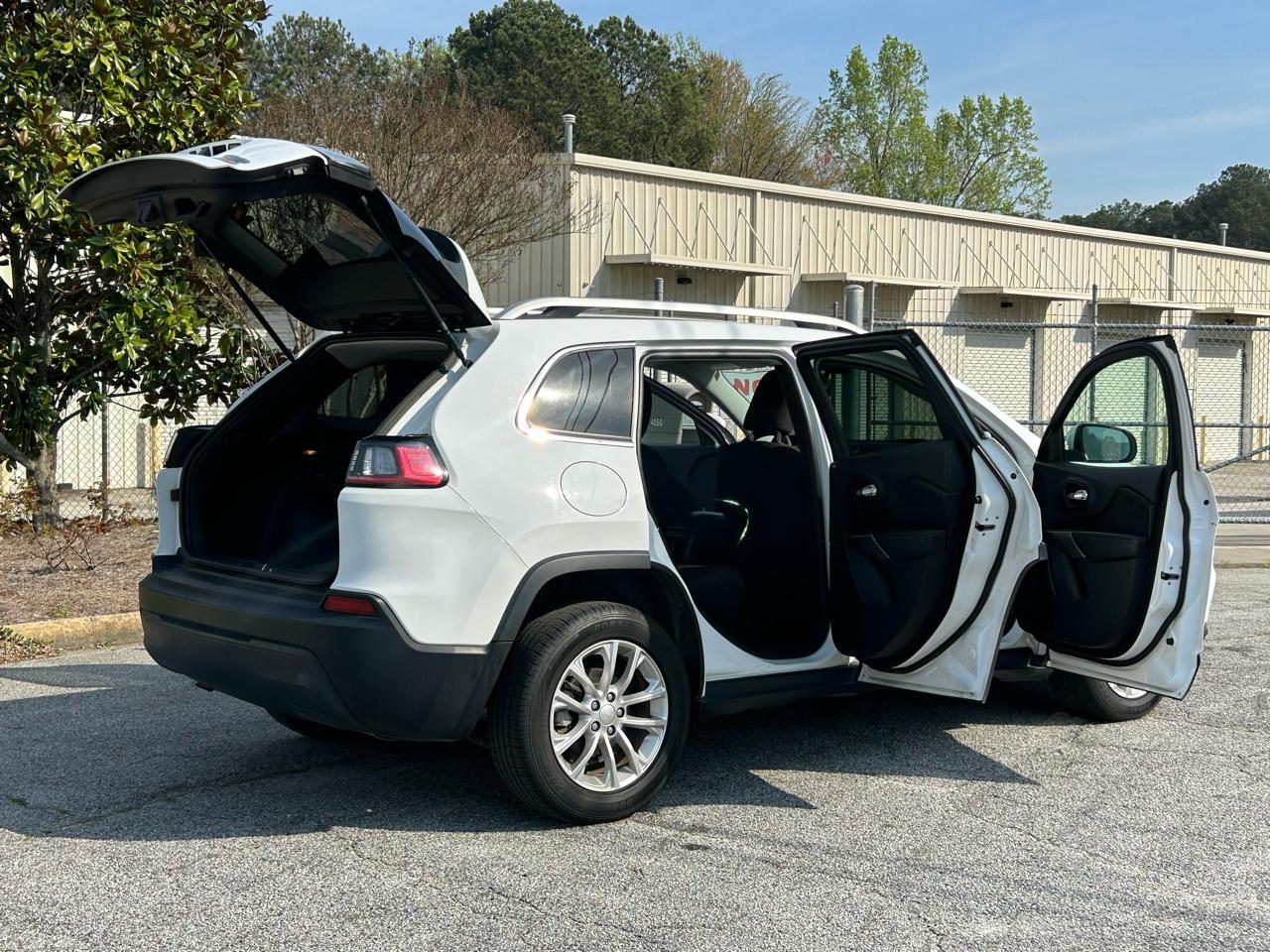 Jeep Cherokee Latitude FWD 2019