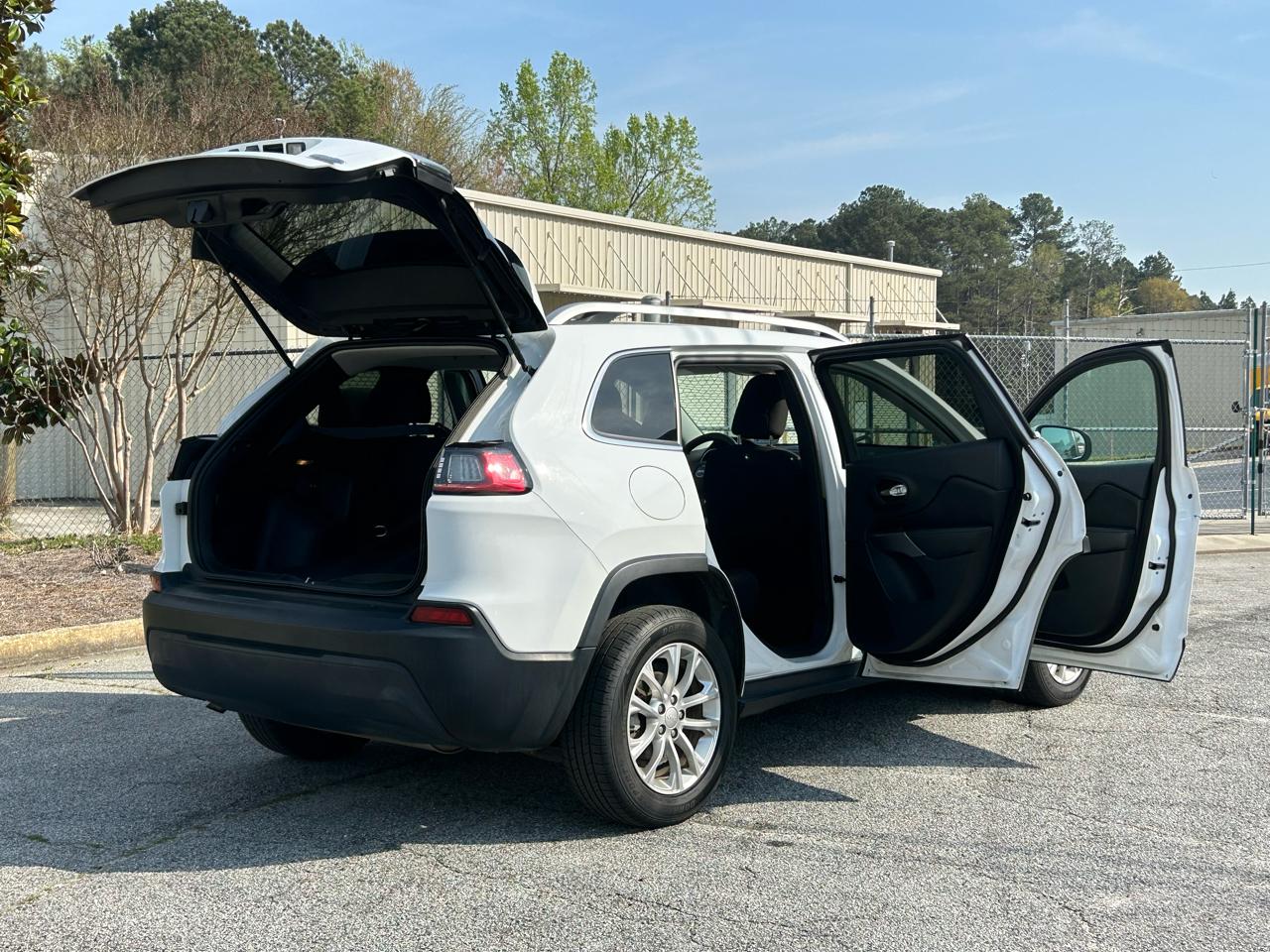 Jeep Cherokee Latitude FWD 2019
