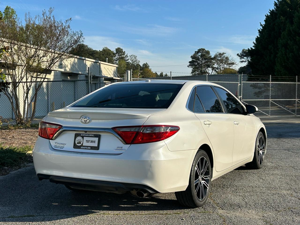 Toyota Camry XLE 2016