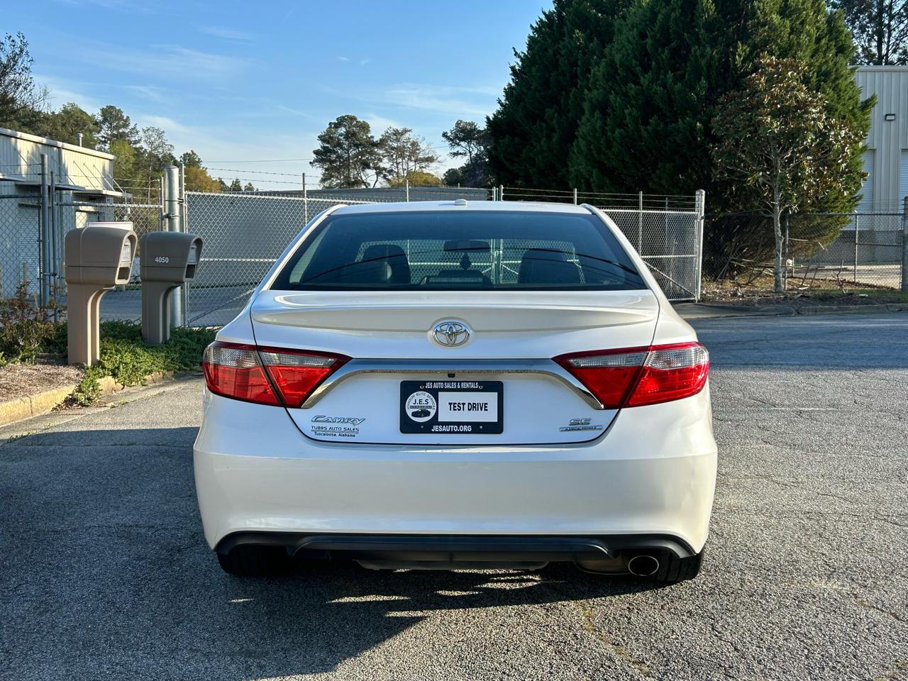Toyota Camry XLE 2016