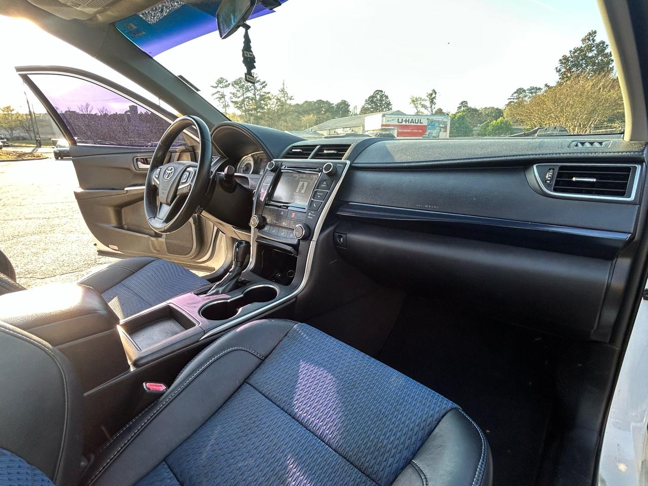 Toyota Camry XLE 2016