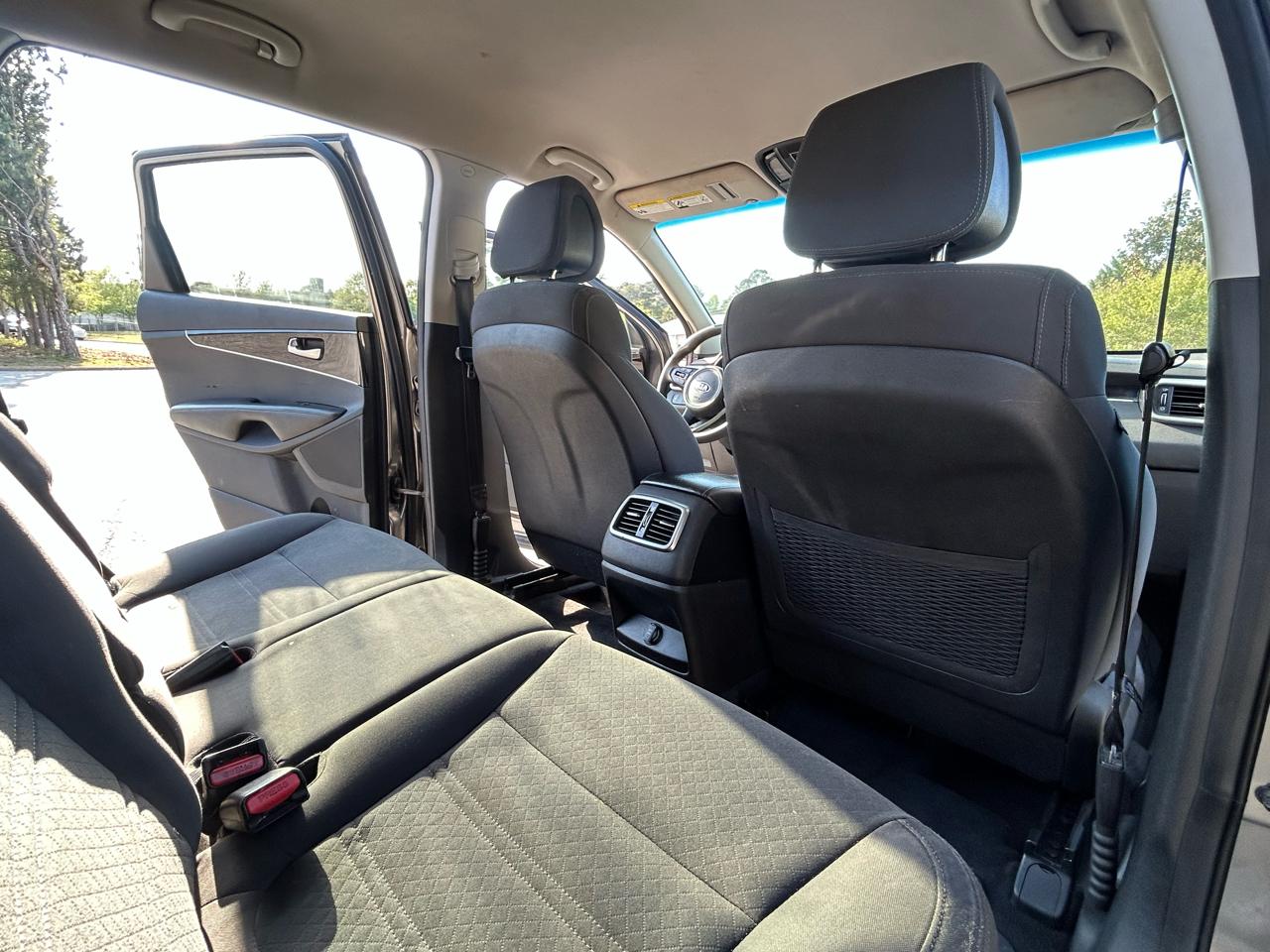 Kia Sorento LX 2WD 2016