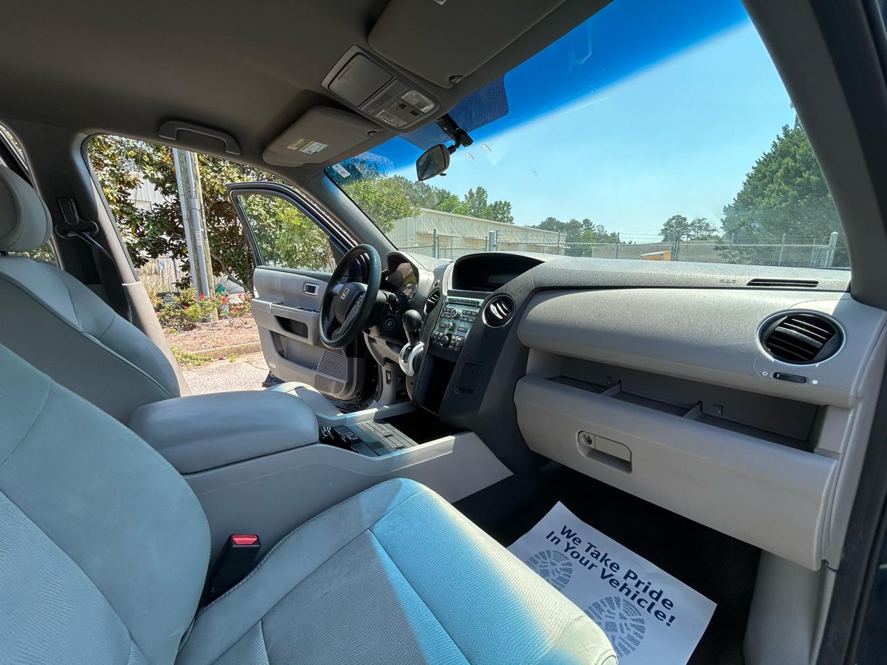 Honda Pilot LX 4WD 5-Spd AT 2010
