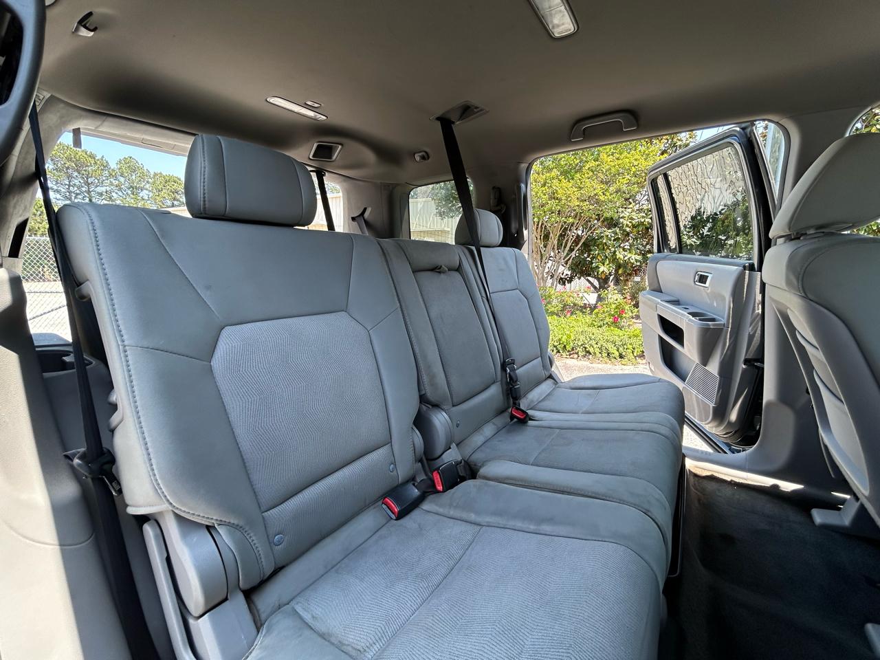 Honda Pilot LX 4WD 5-Spd AT 2010