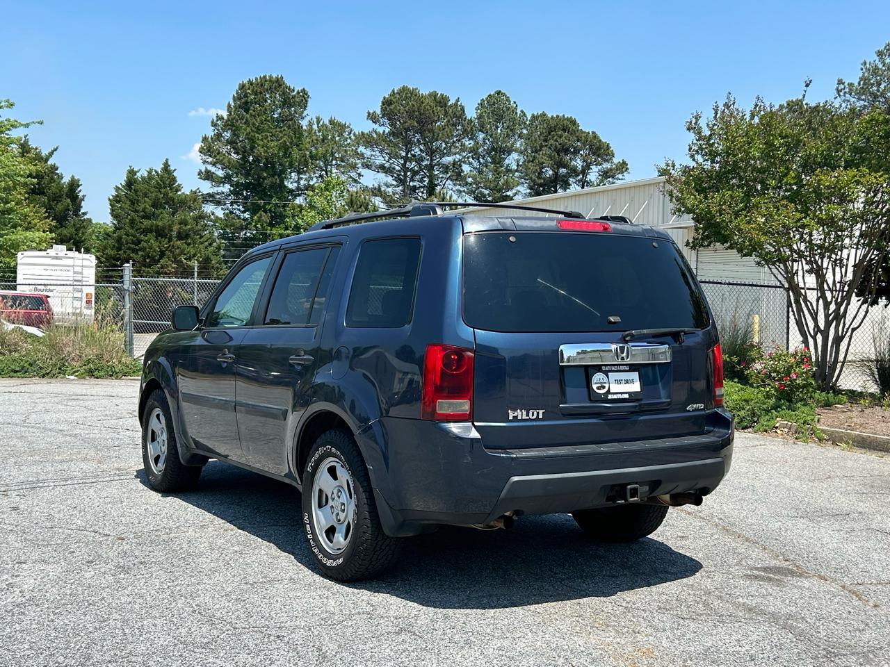 Honda Pilot LX 4WD 5-Spd AT 2010
