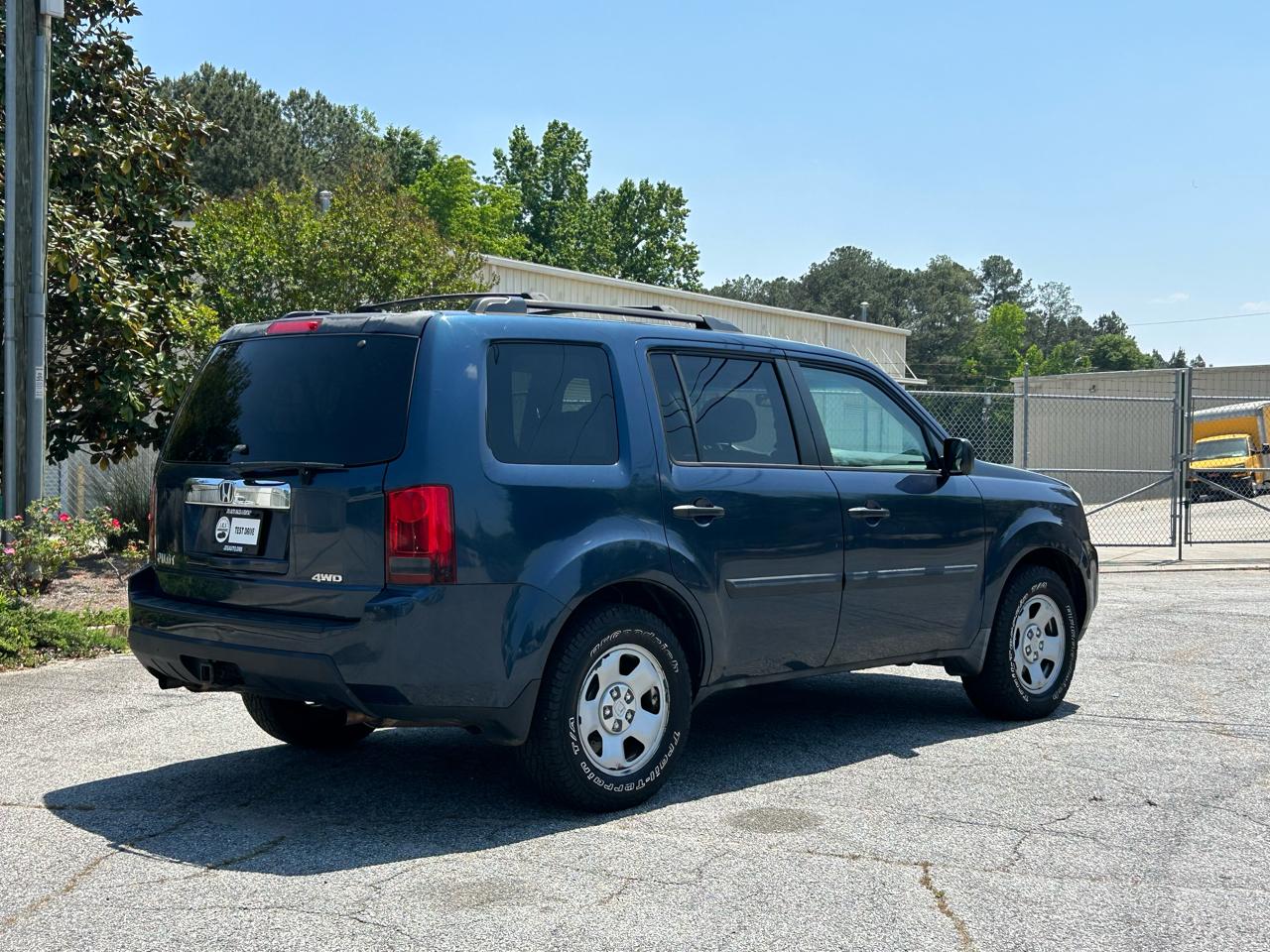 Honda Pilot LX 4WD 5-Spd AT 2010