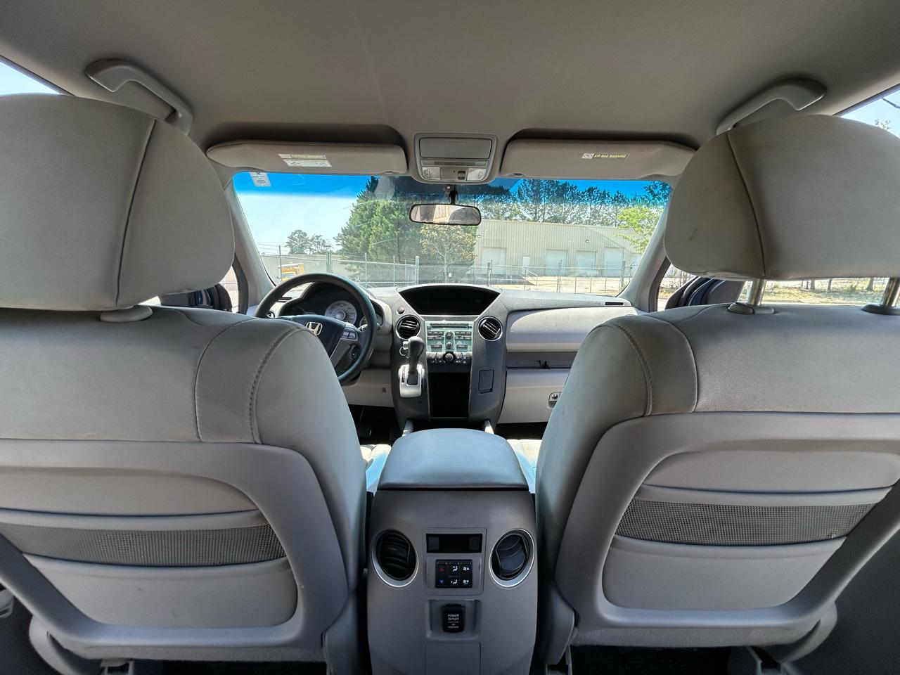 Honda Pilot LX 4WD 5-Spd AT 2010