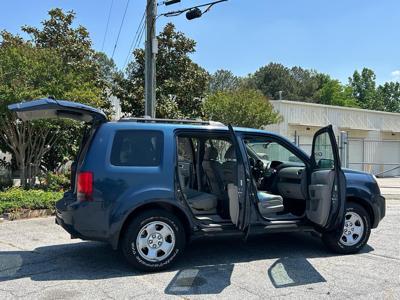 Honda Pilot LX 4WD 5-Spd AT 2010