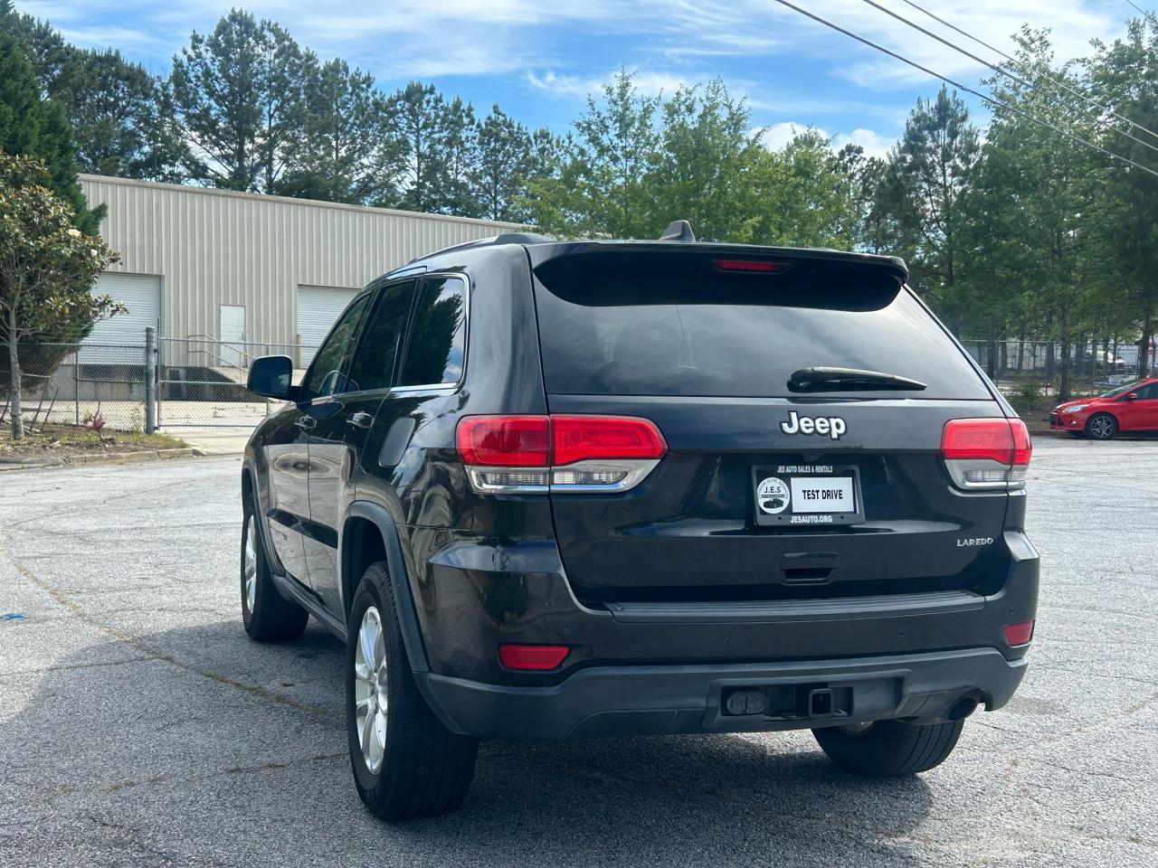 Jeep Grand Cherokee Laredo 2WD 2016