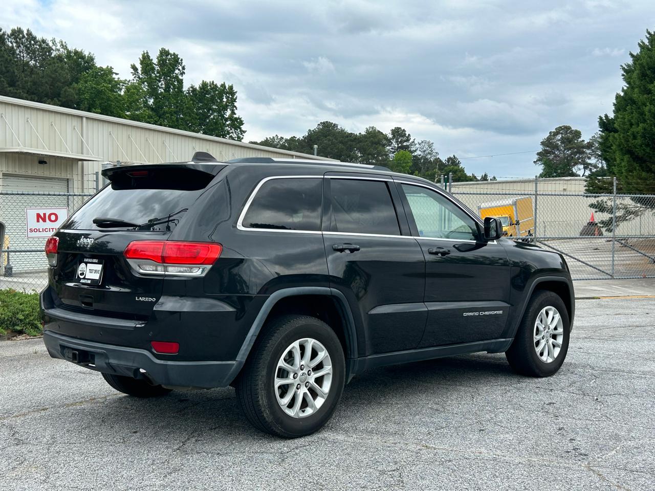 Jeep Grand Cherokee Laredo 2WD 2016