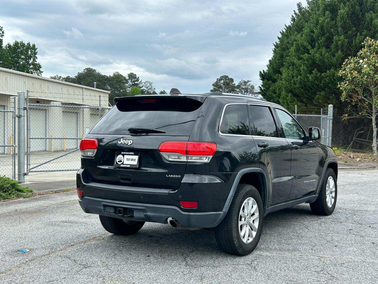 Jeep Grand Cherokee Laredo 2WD 2016