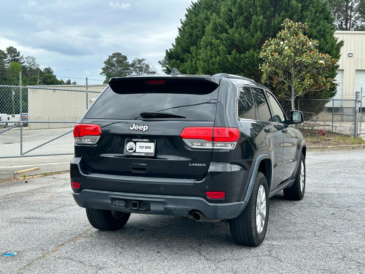 Jeep Grand Cherokee Laredo 2WD 2016