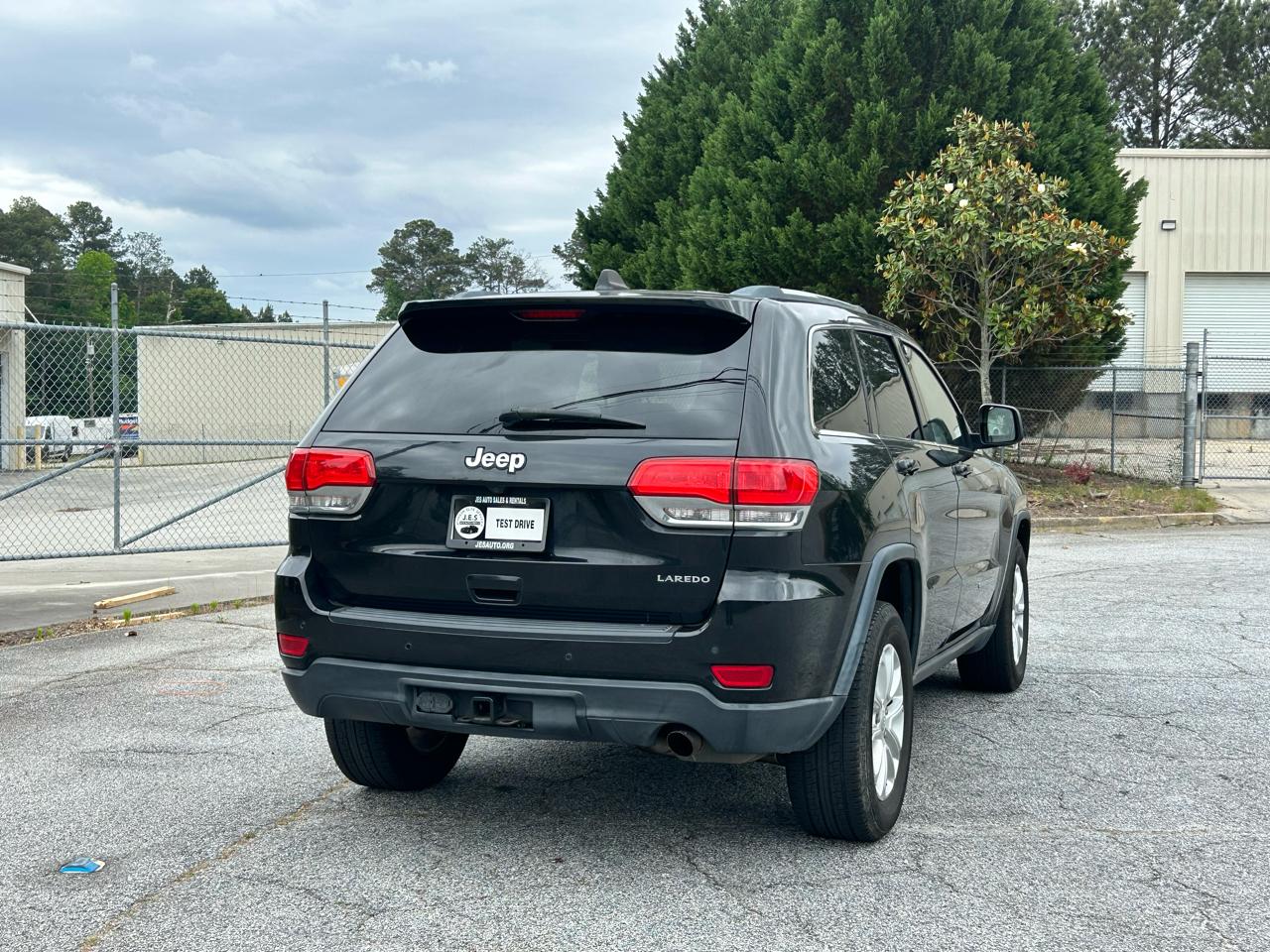 Jeep Grand Cherokee Laredo 2WD 2016