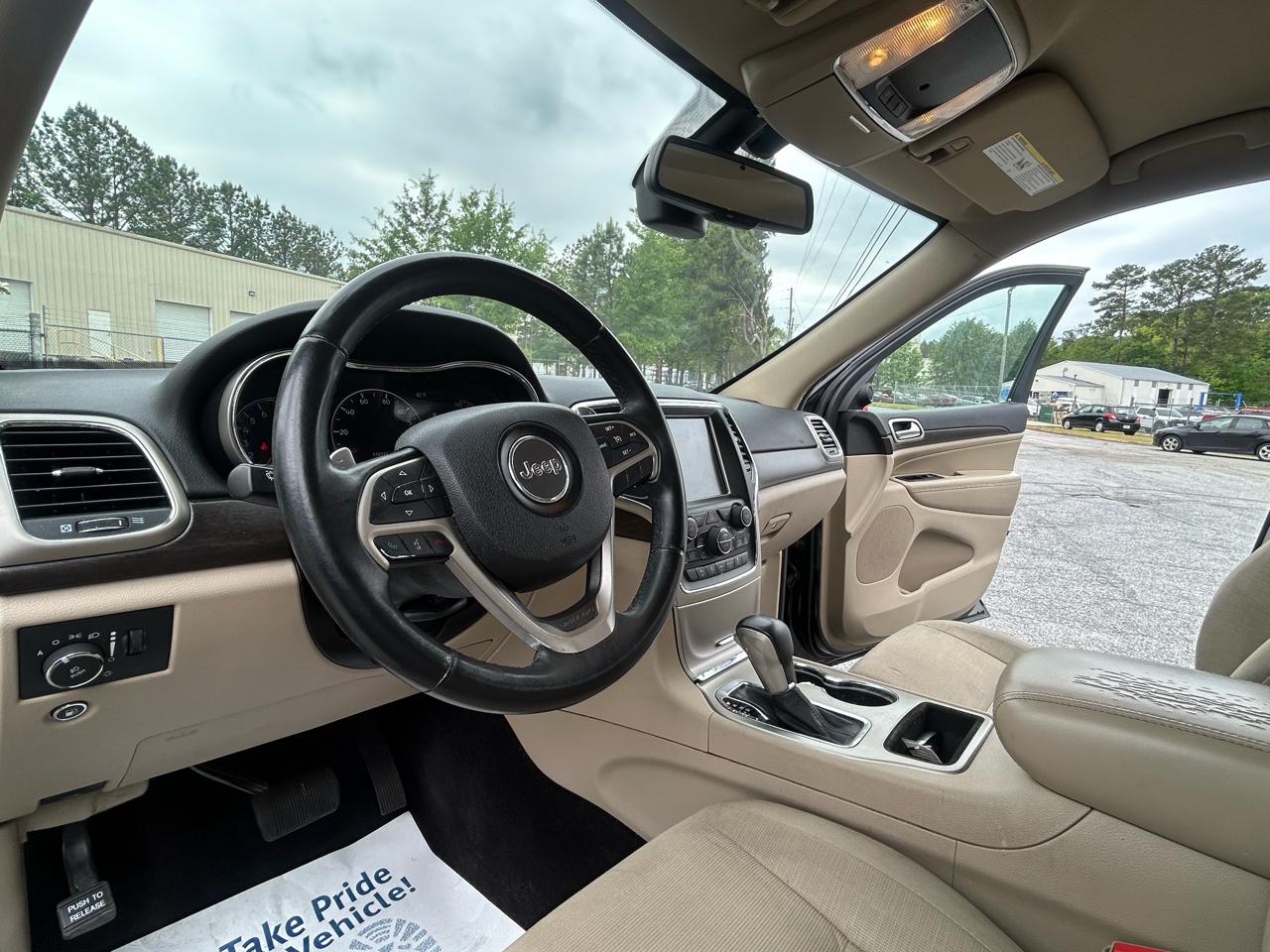 Jeep Grand Cherokee Laredo 2WD 2016