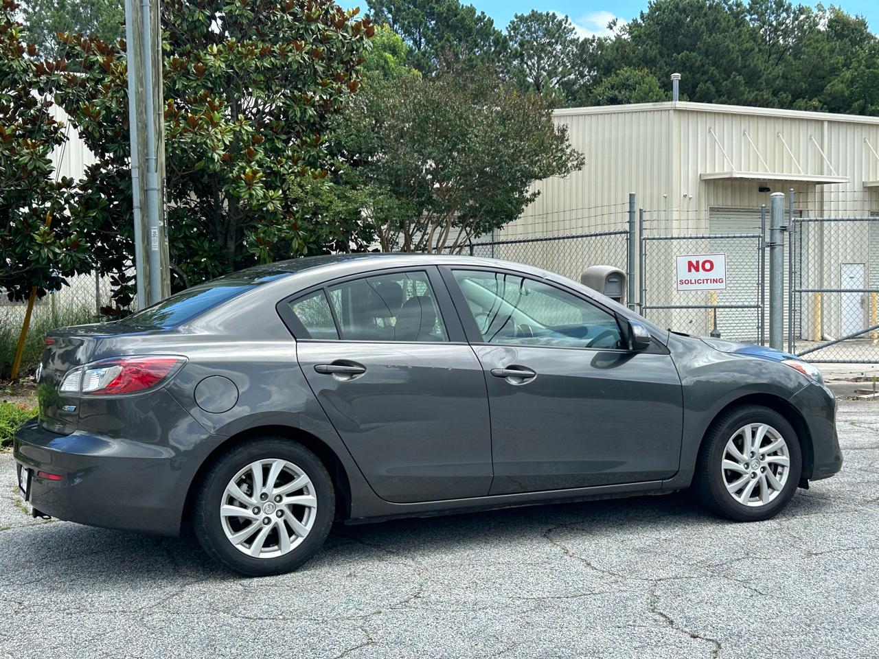Mazda MAZDA3 I Grand Touring 4-Door 2012