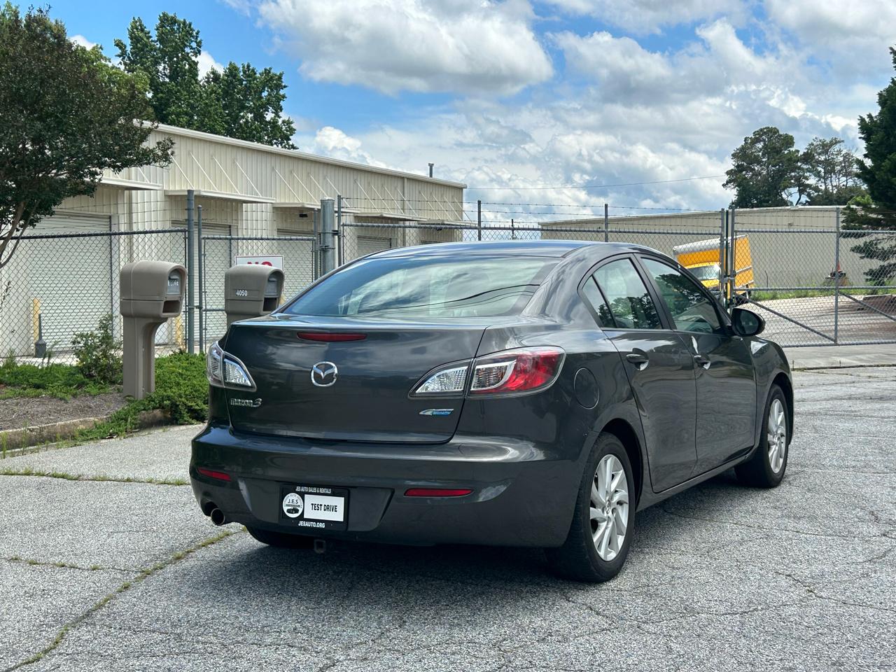 Mazda MAZDA3 I Grand Touring 4-Door 2012