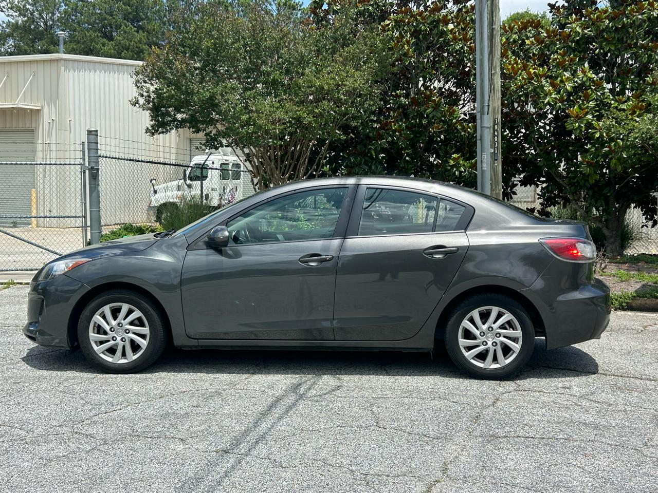 Mazda MAZDA3 I Grand Touring 4-Door 2012