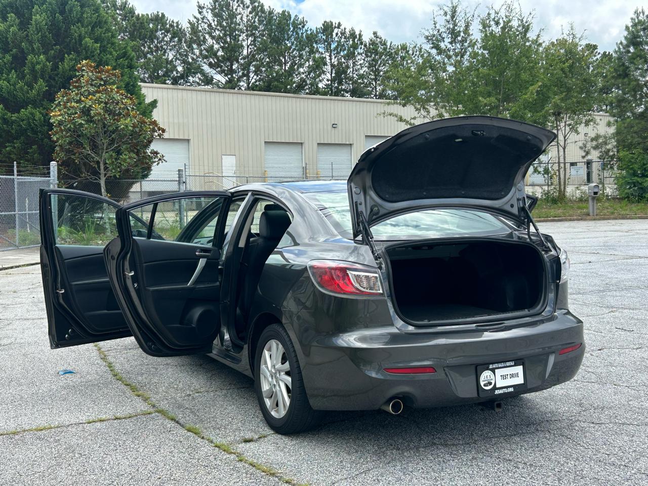 Mazda MAZDA3 I Grand Touring 4-Door 2012