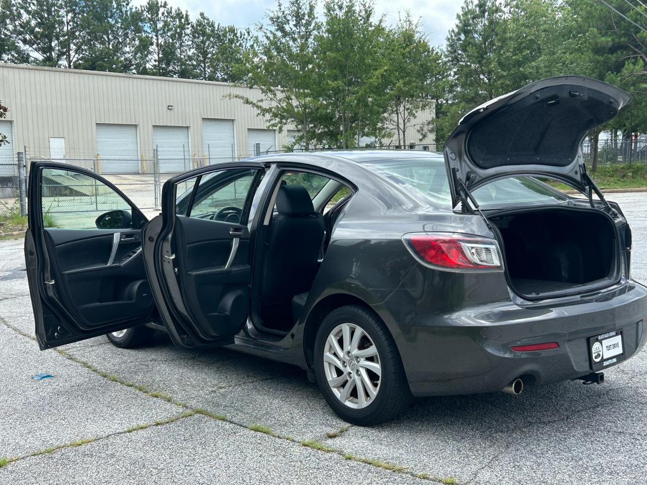 Mazda MAZDA3 I Grand Touring 4-Door 2012