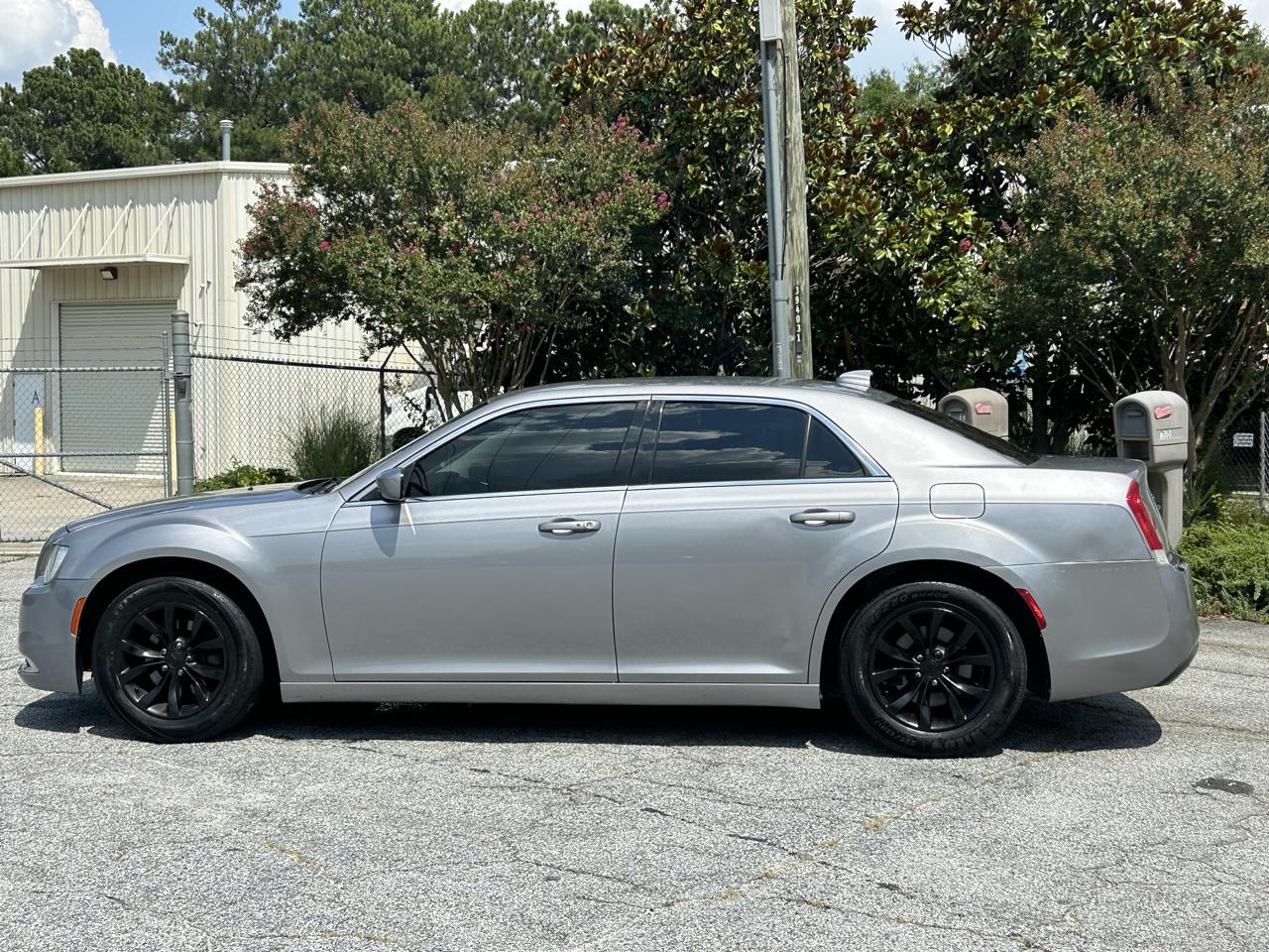 Chrysler 300 Limited RWD 2015