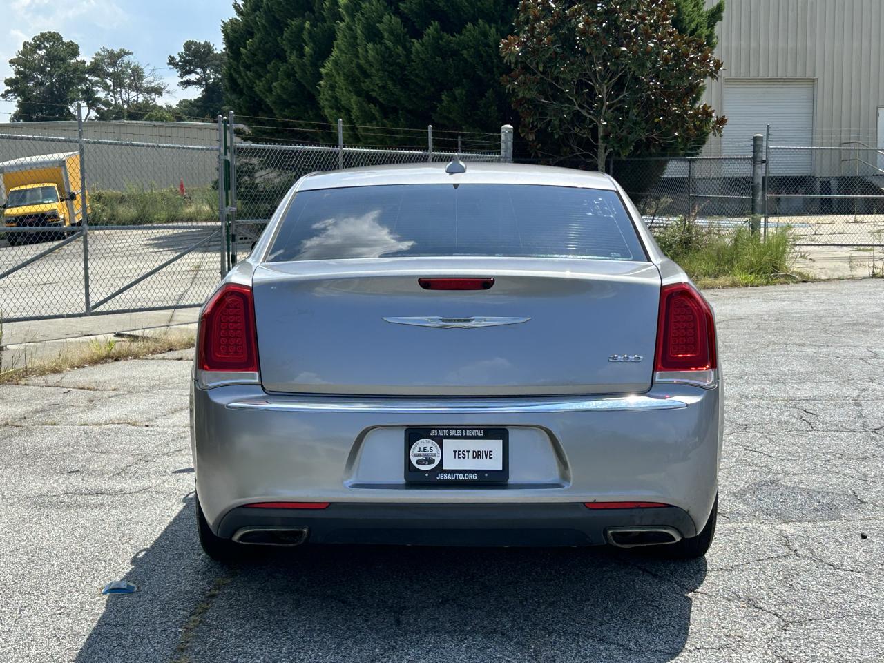Chrysler 300 Limited RWD 2015