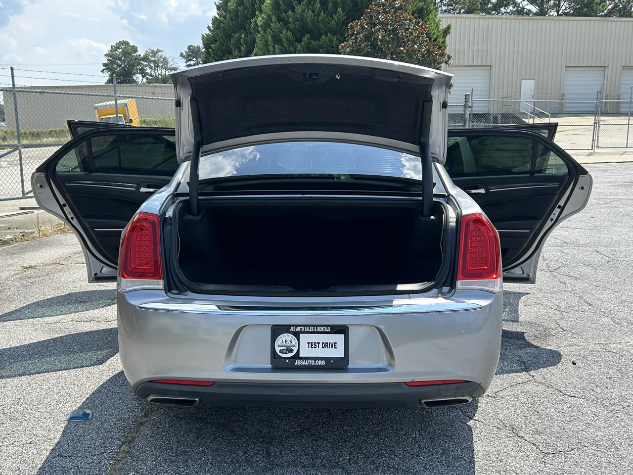 Chrysler 300 Limited RWD 2015