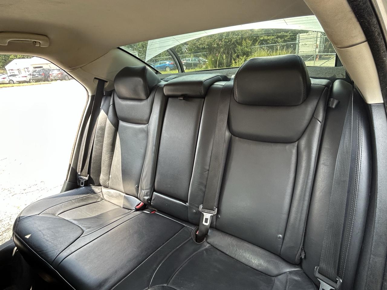 Chrysler 300 Limited RWD 2015