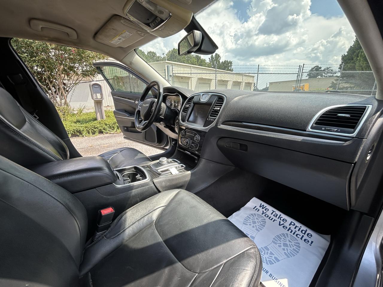 Chrysler 300 Limited RWD 2015