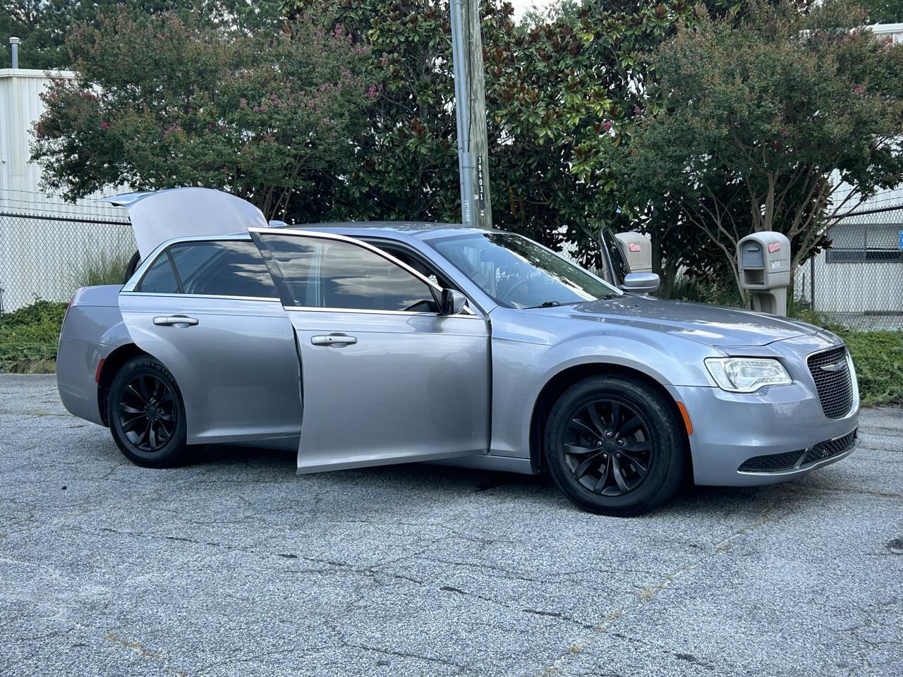 Chrysler 300 Limited RWD 2015