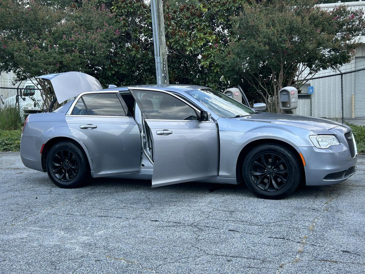 Chrysler 300 Limited RWD 2015