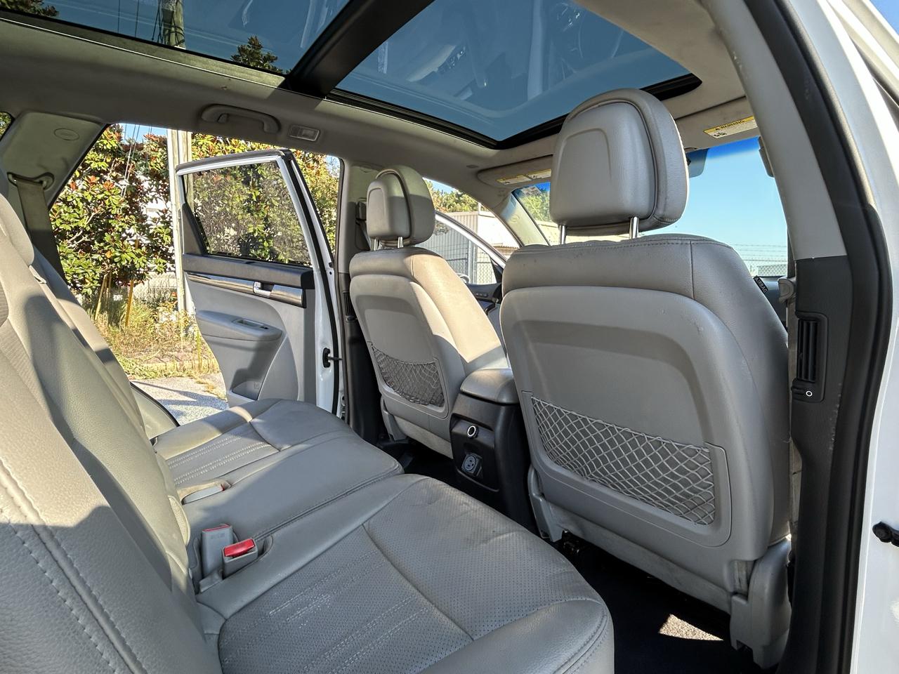 Kia Sorento SX V6 FWD 2014
