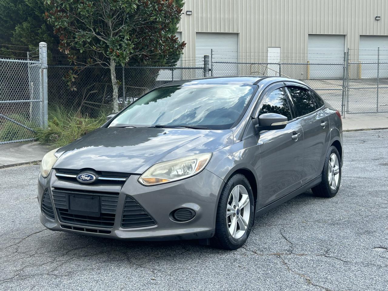 Ford Focus SE Sedan 2013