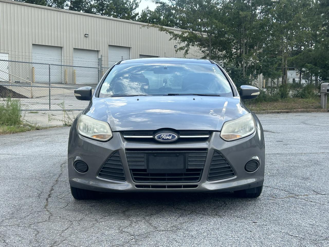 Ford Focus SE Sedan 2013