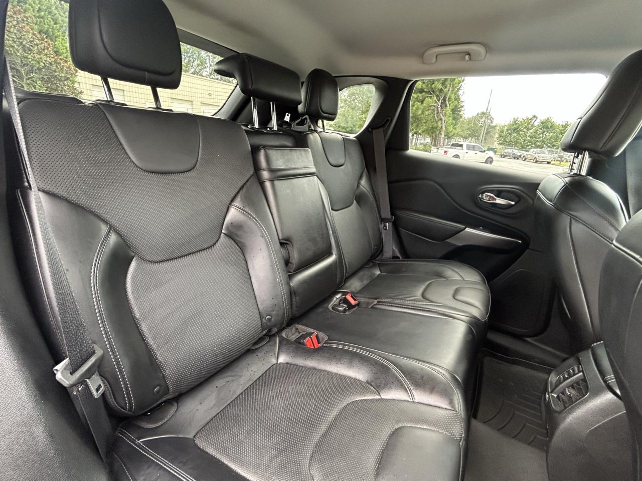 Jeep Cherokee Limited FWD 2019