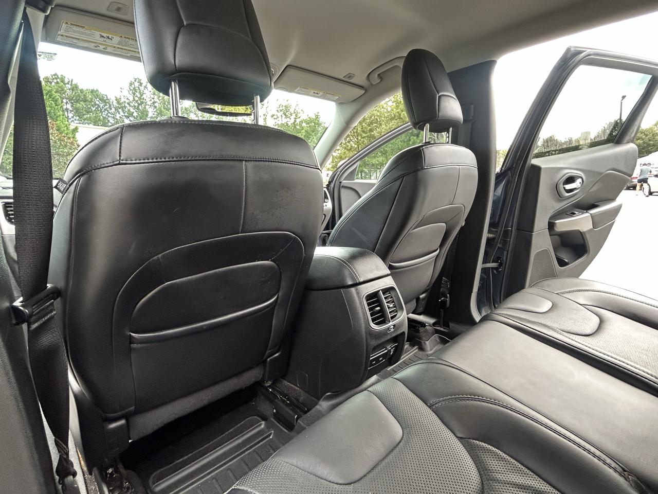 Jeep Cherokee Limited FWD 2019