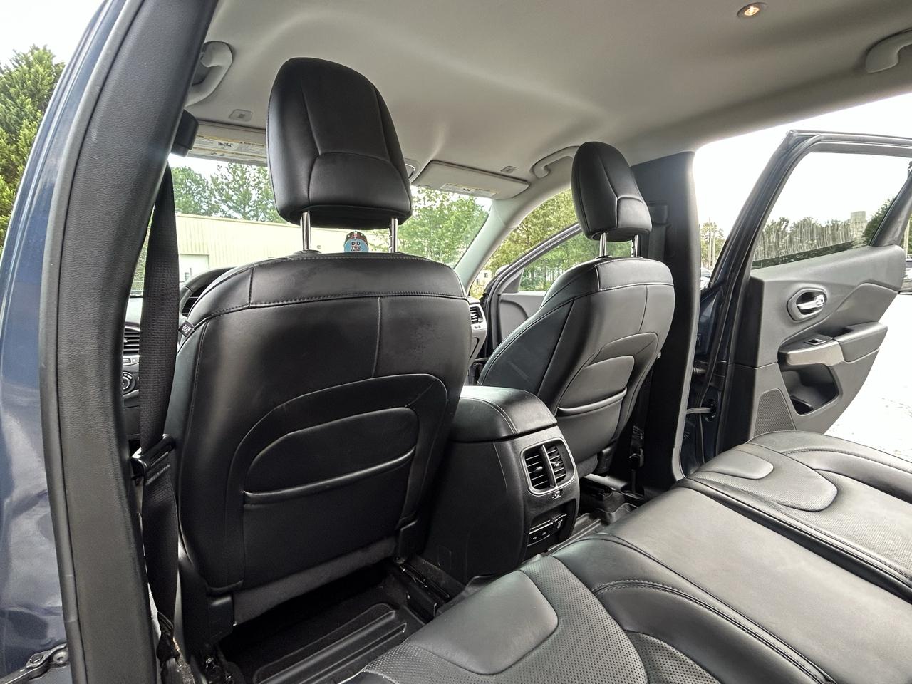 Jeep Cherokee Limited FWD 2019