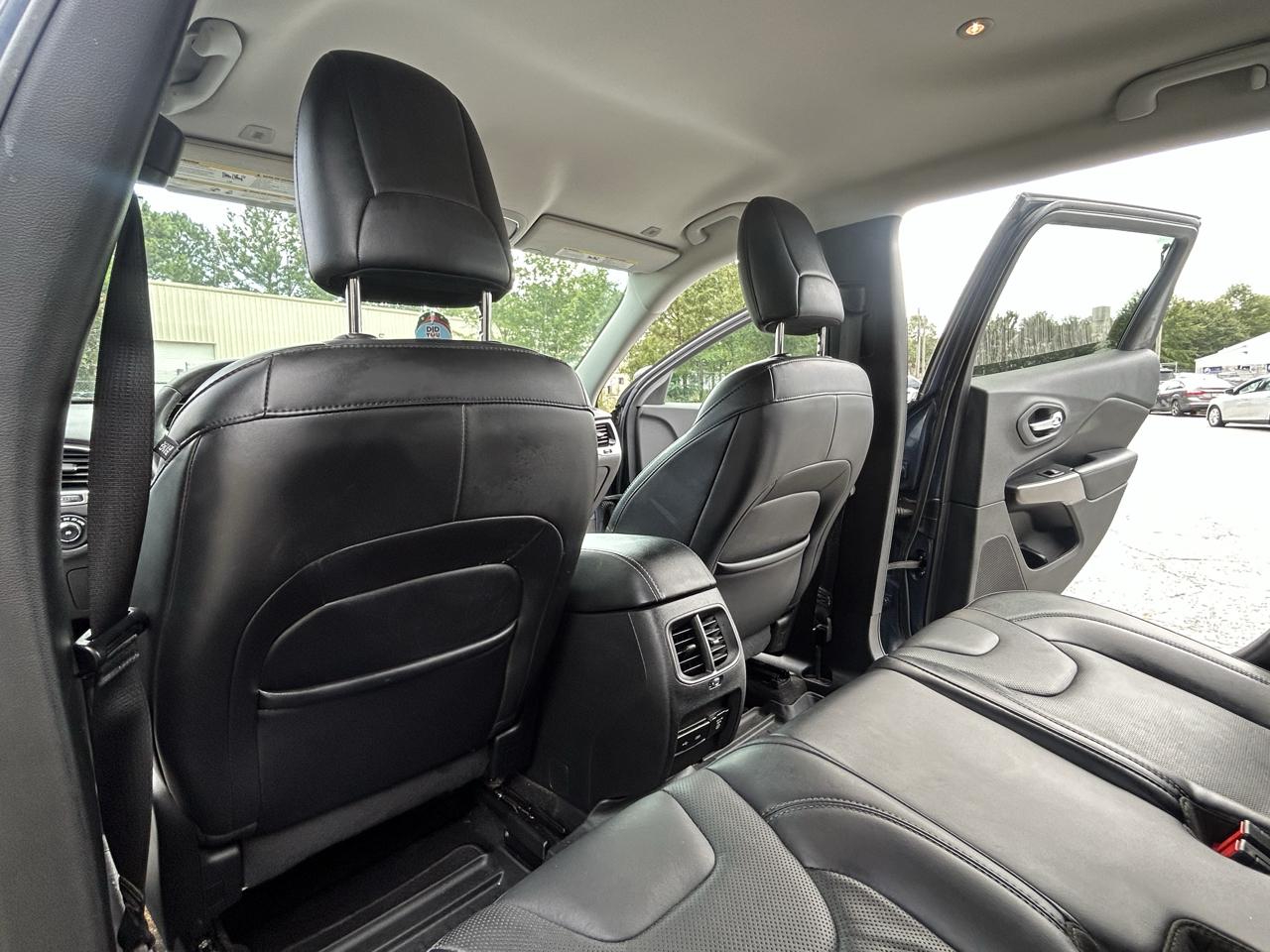 Jeep Cherokee Limited FWD 2019