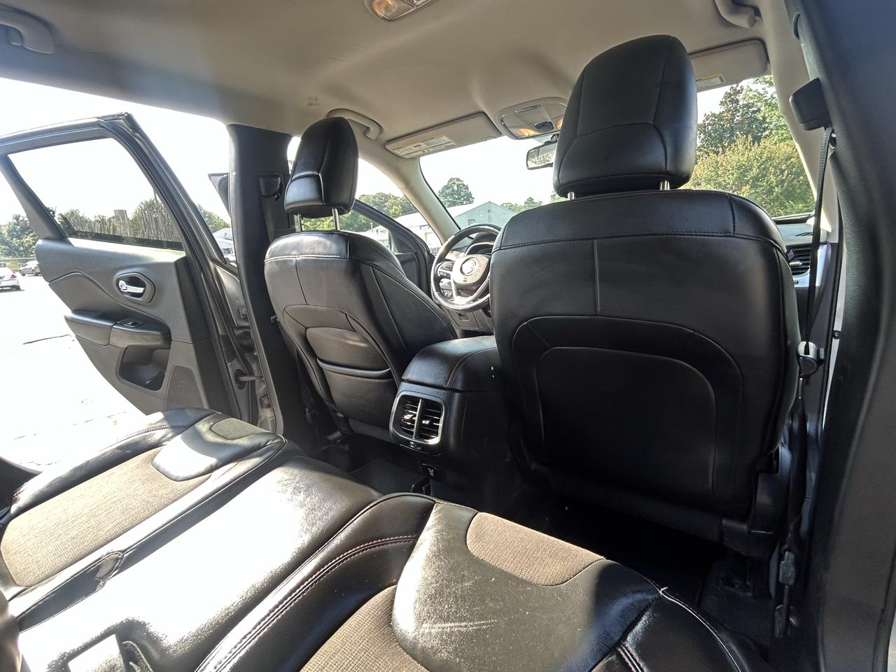 Jeep Cherokee Trailhawk 4WD 2015