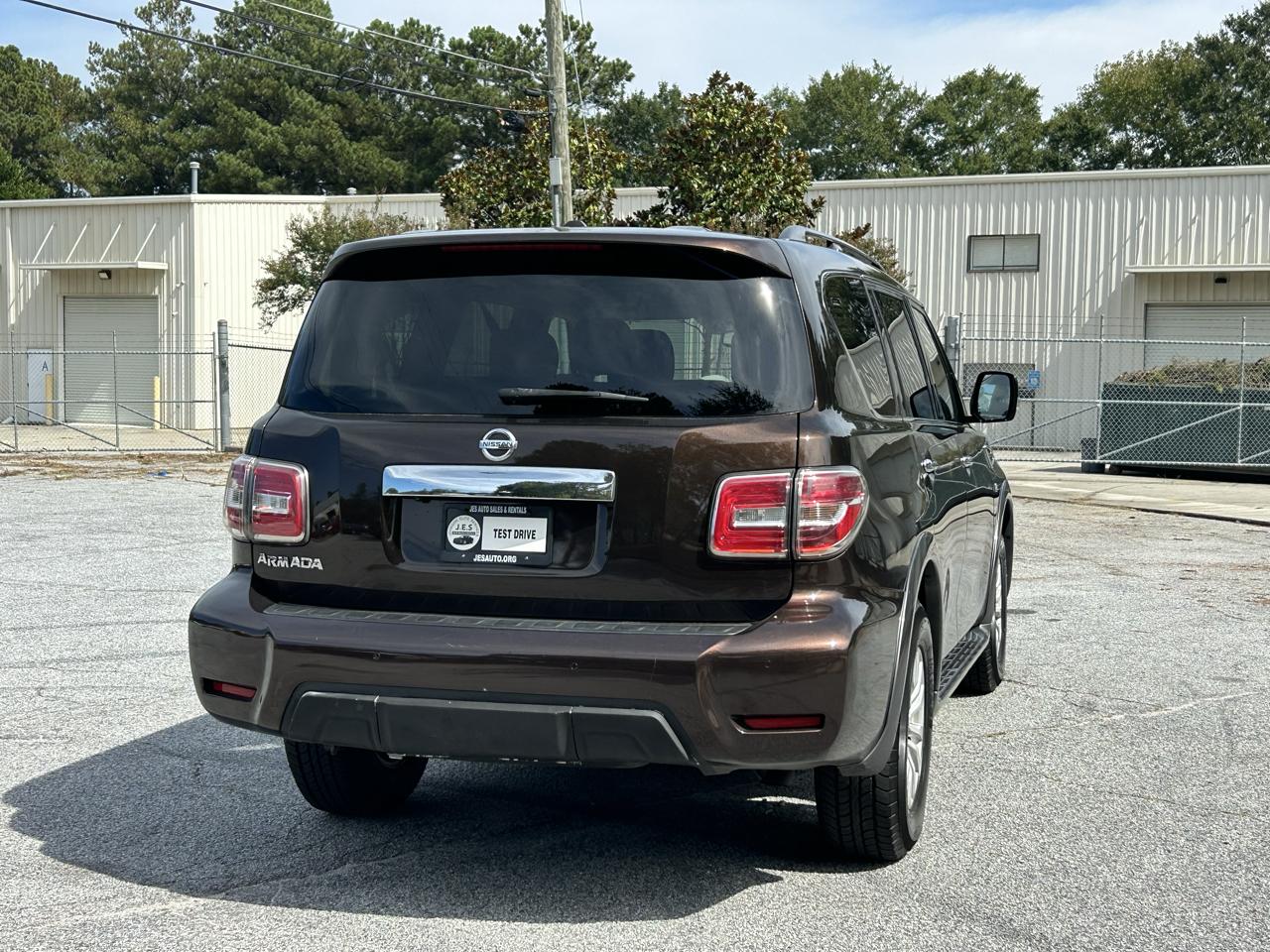 Nissan Armada Platinum 2WD 2017