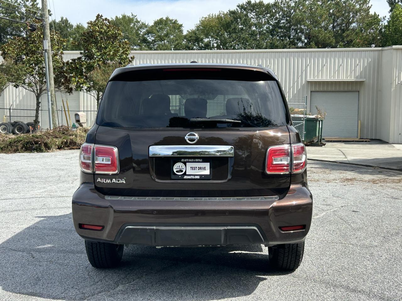 Nissan Armada Platinum 2WD 2017