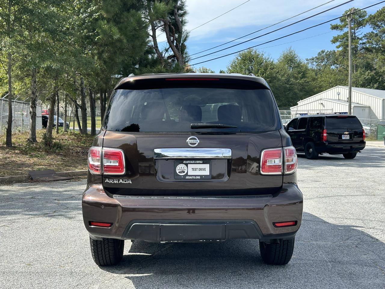 Nissan Armada Platinum 2WD 2017