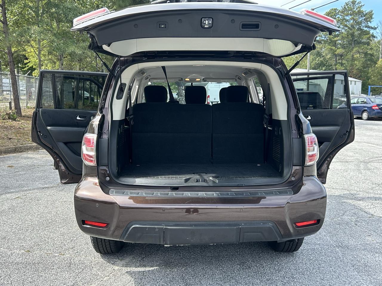 Nissan Armada Platinum 2WD 2017