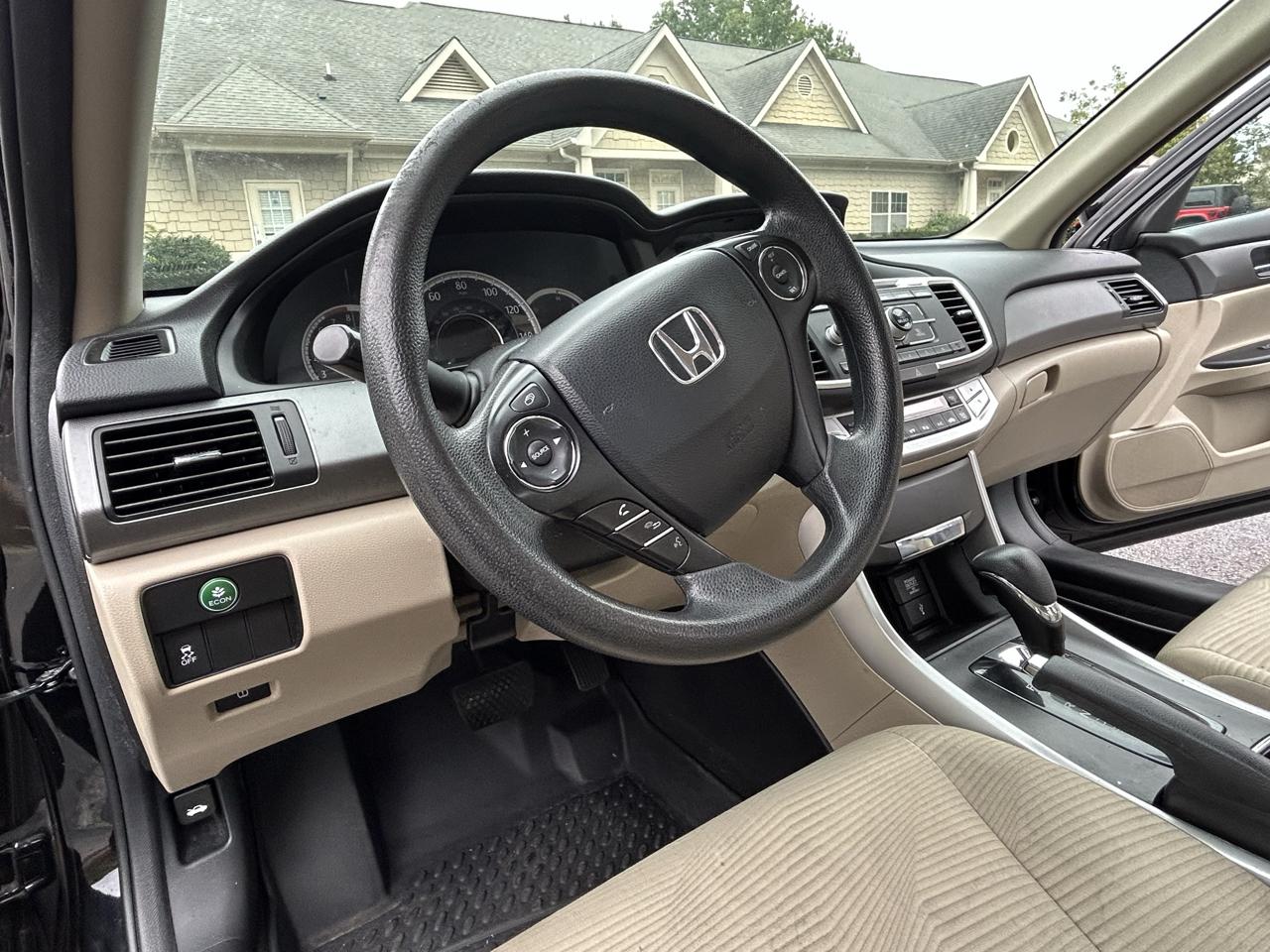 Honda Accord LX Sedan CVT 2015