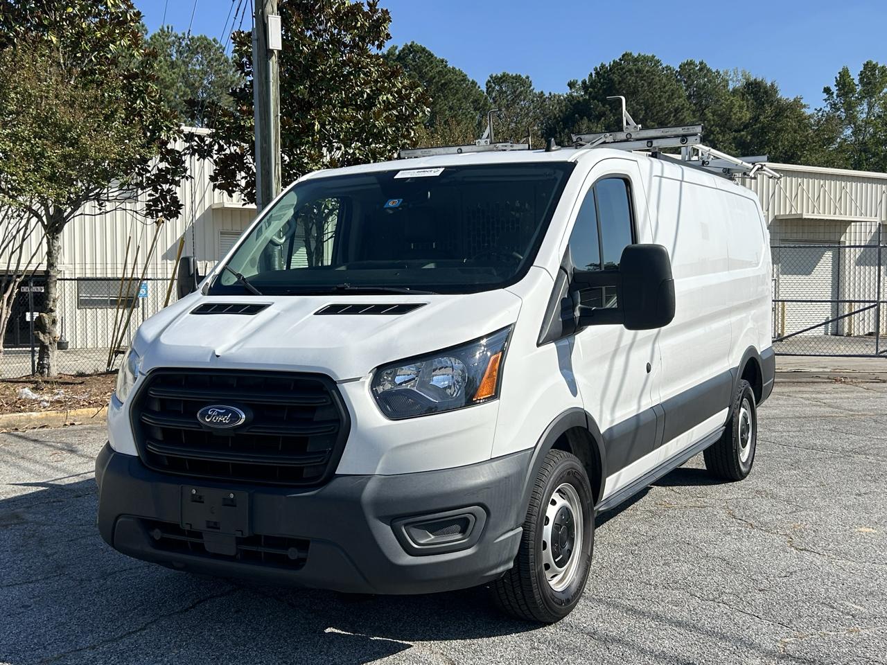 Ford Transit 250 Van Low Roof w/Sliding Pass. 130-in. WB 2020