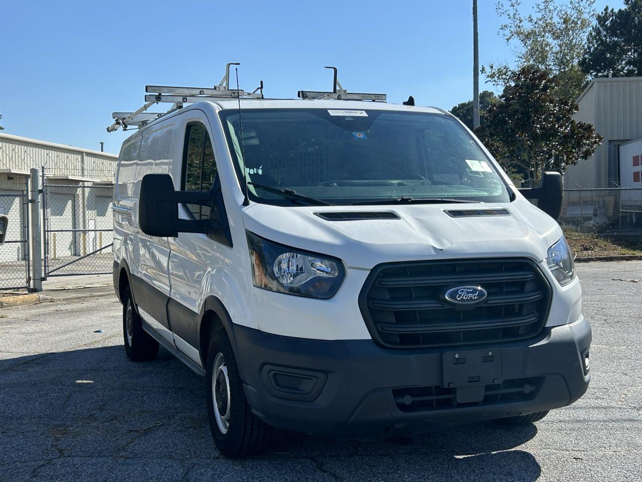 Ford Transit 250 Van Low Roof w/Sliding Pass. 130-in. WB 2020