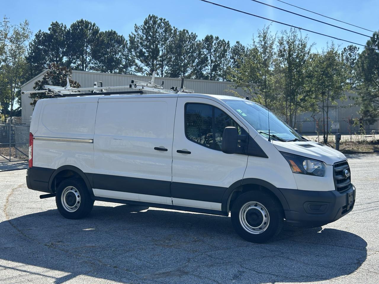 Ford Transit 250 Van Low Roof w/Sliding Pass. 130-in. WB 2020