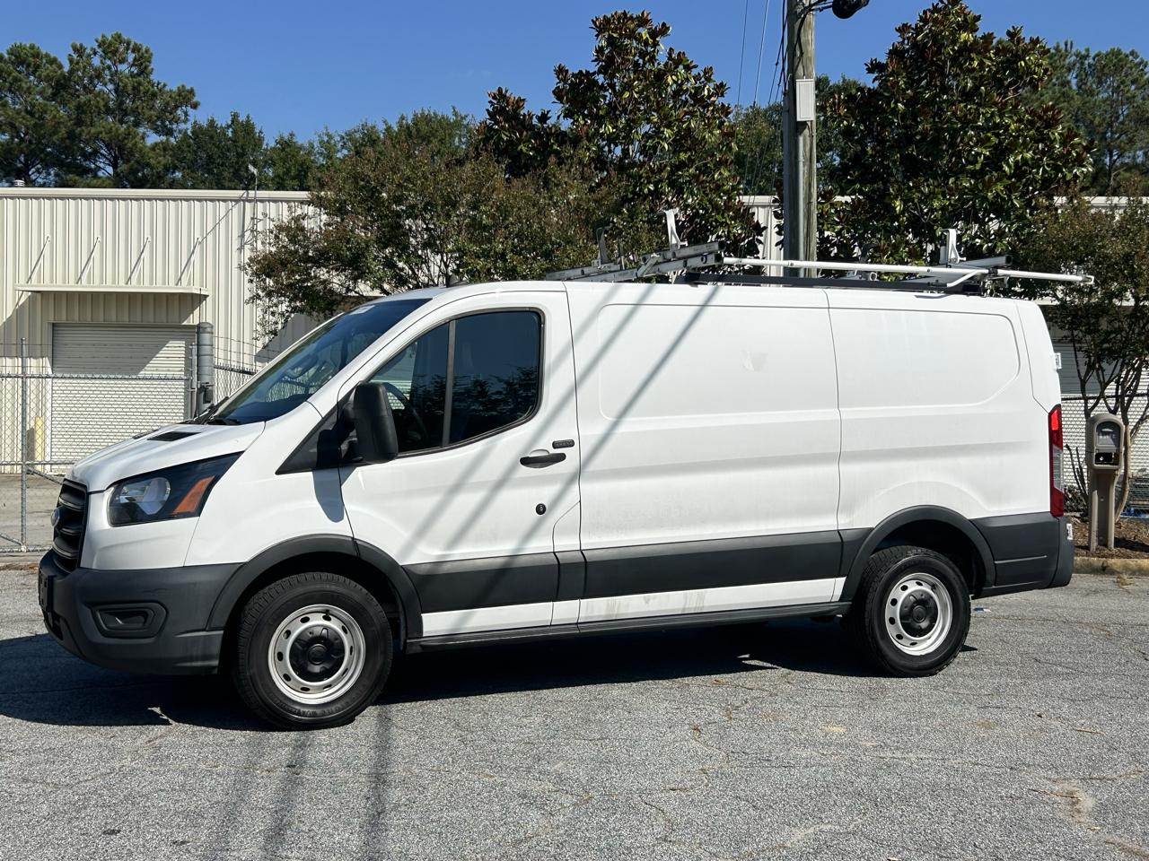 Ford Transit 250 Van Low Roof w/Sliding Pass. 130-in. WB 2020
