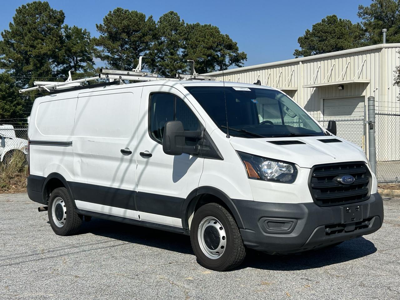 Ford Transit 250 Van Low Roof w/Sliding Pass. 130-in. WB 2020